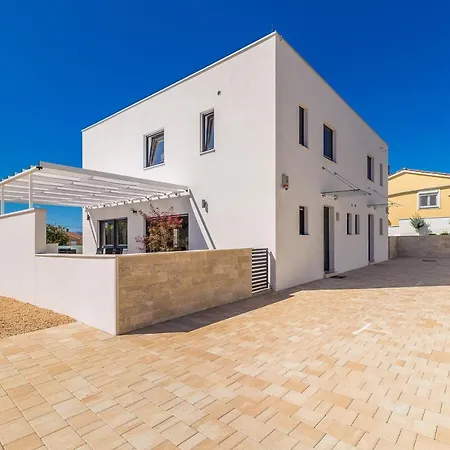 Holiday home Insula Aurea No.1 *