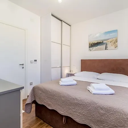 Holiday home Insula Aurea No.1 *